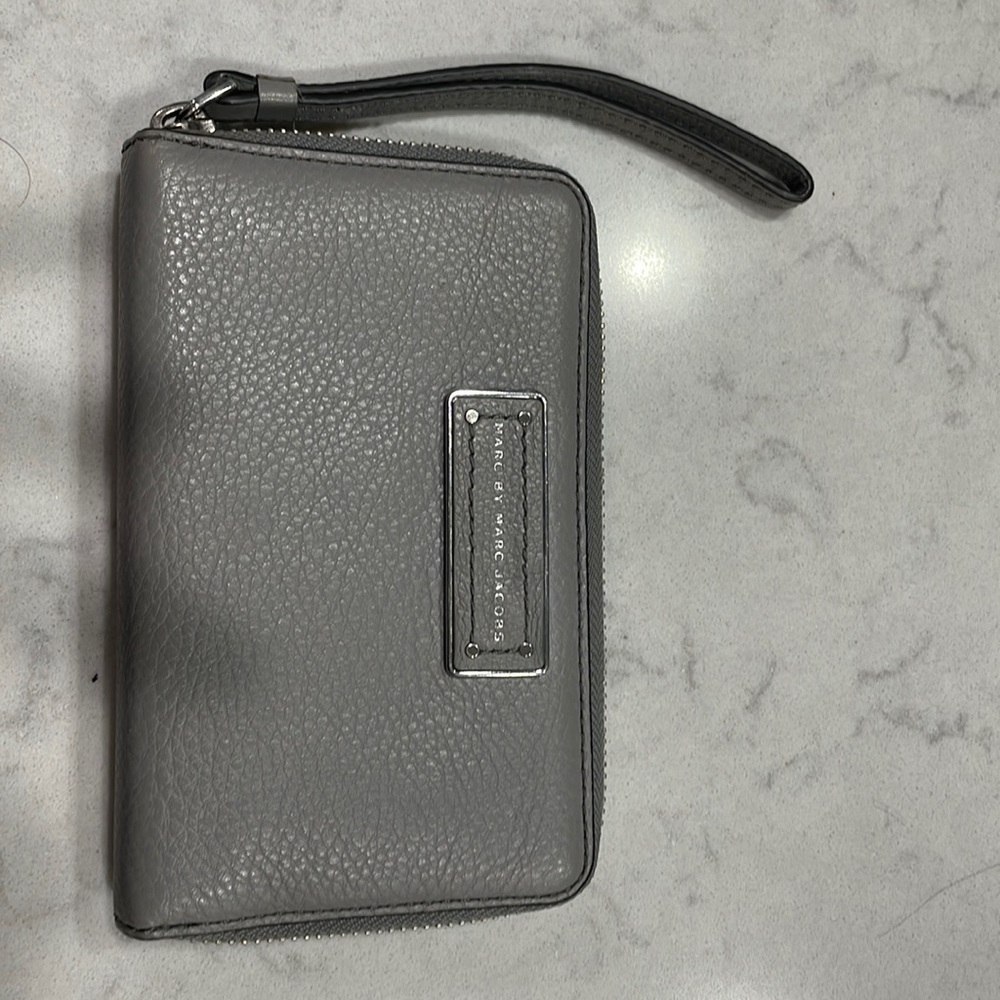 Marc by Marc Jacobs wristlet